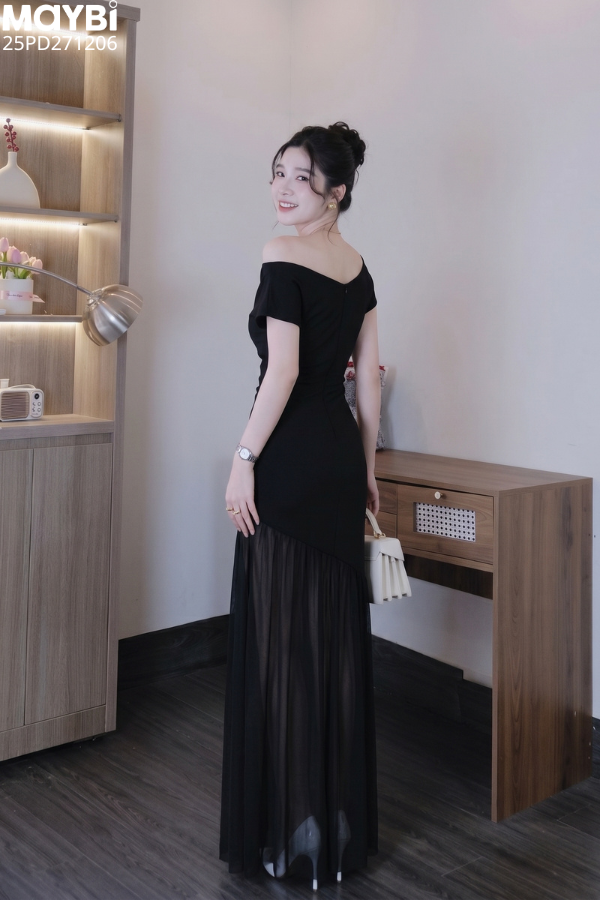 Đầm lệch vai nhún kiểu dáng maxi