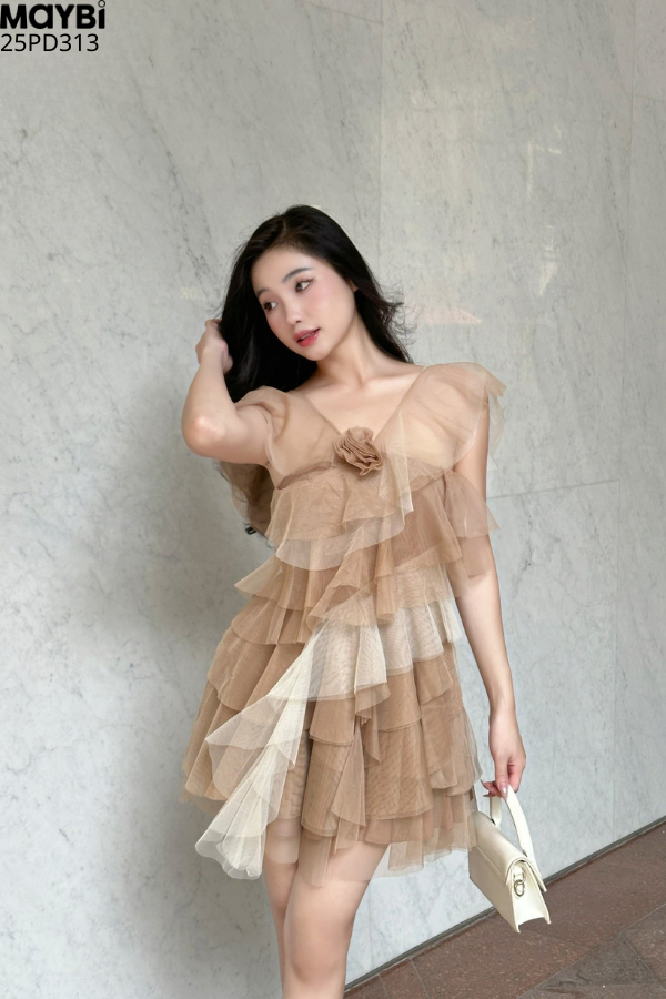 Đầm suông phối bèo đính hoa dáng mini