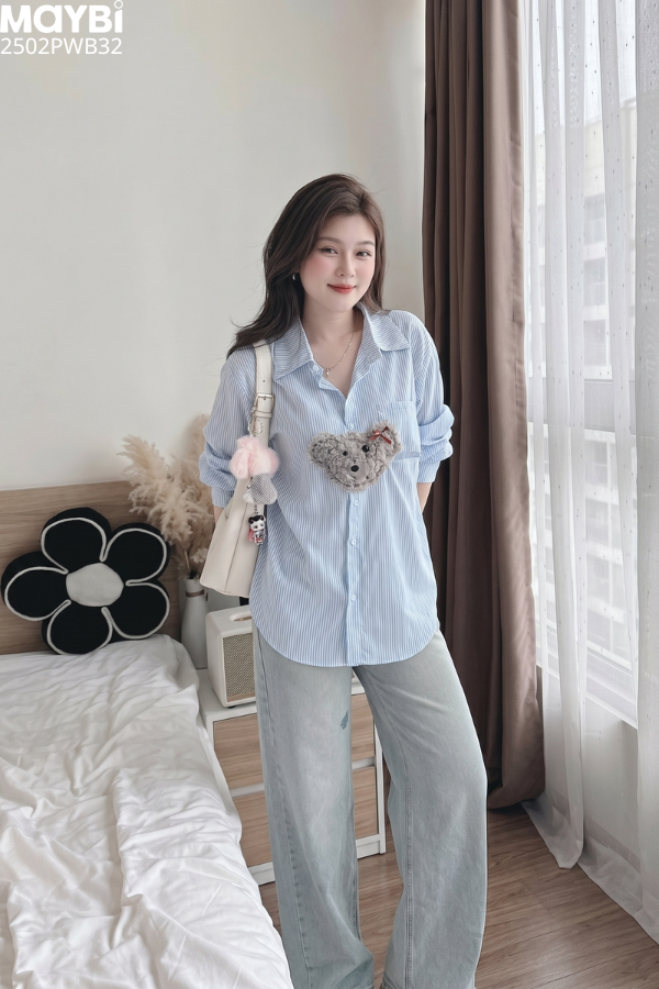 Quần jean ống suông phối nơ trang trí