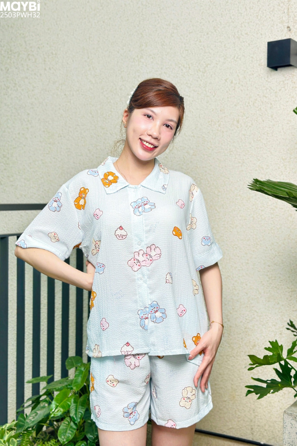 Bộ pyjama ngắn suông ngắn tay in hình gấu
