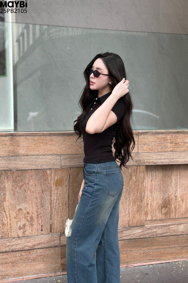 Quần jean xanh ống suông rách kiểu