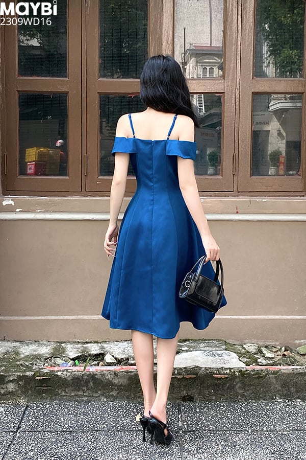 Đầm xòe bố len vai bệt có nơ gài trang trí