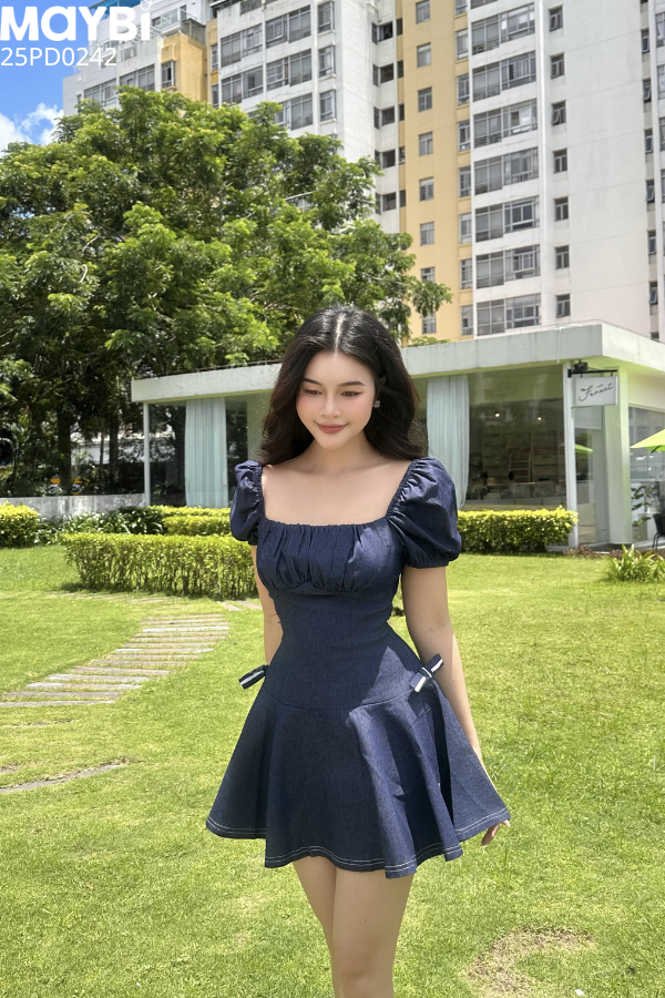 Đầm jean xòe nhún ngực dáng mini