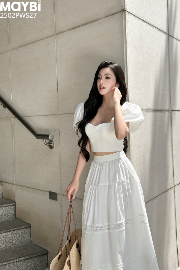 Set áo kiểu chân váy xòe phối ren dáng maxi trắng