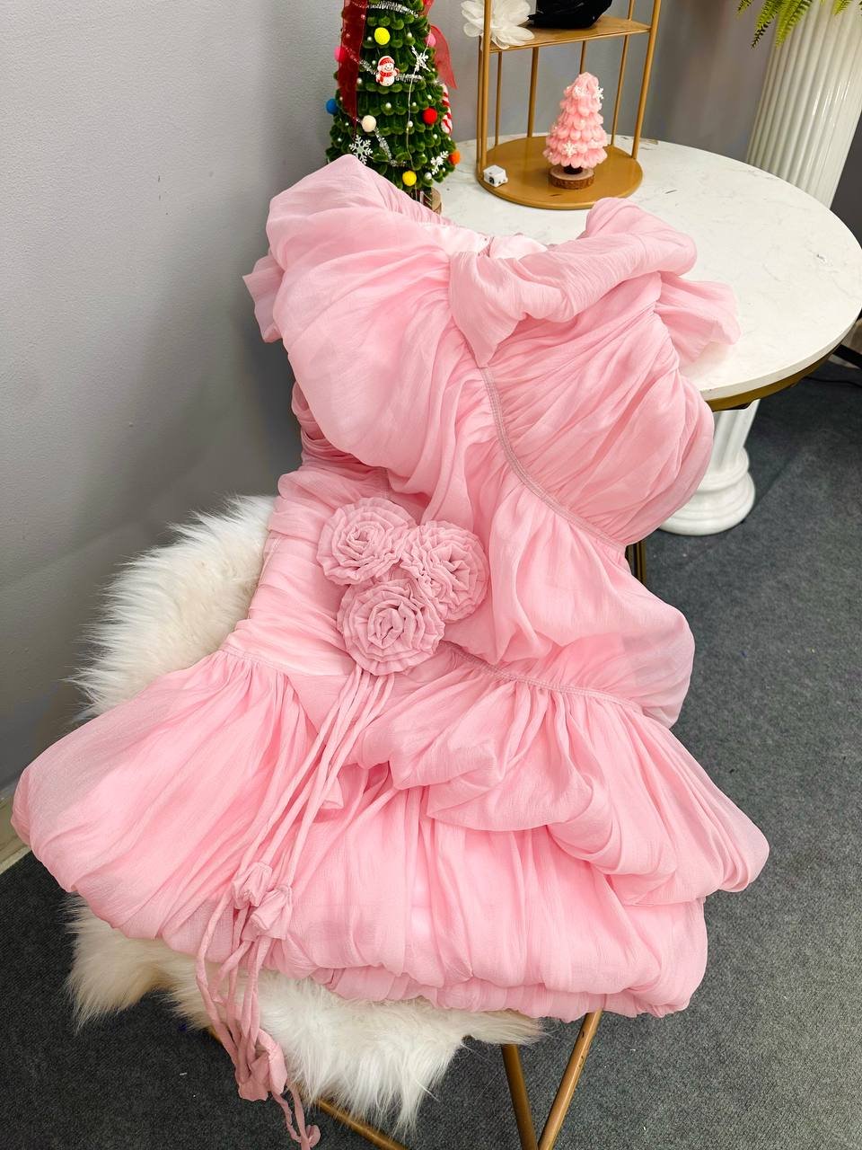 Đầm voan nhún kiểu đính hoa  dáng mini