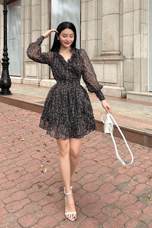 Đầm xòe voan đắp tà in họa tiết