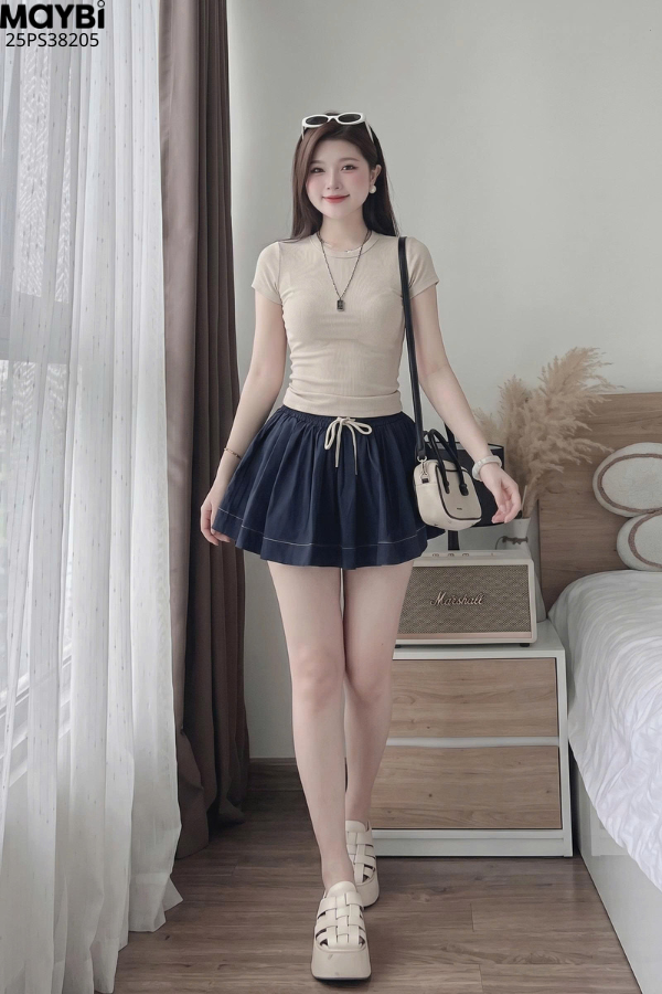 Set áo thun ôm chân váy xòe mini