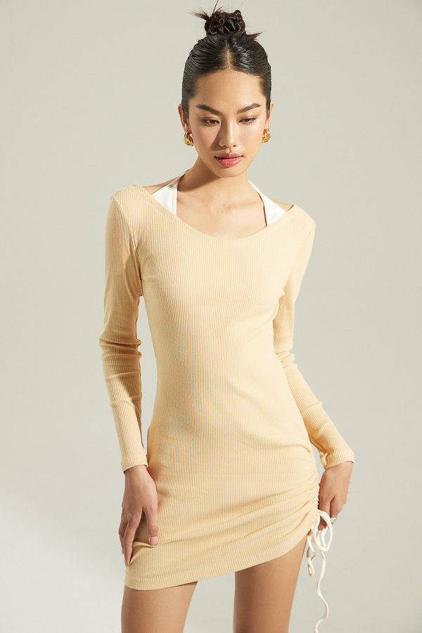 Đầm ôm thun gân cổ phối dây rút