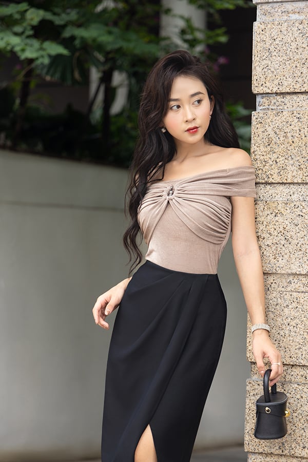 Áo trễ vai thun ướt