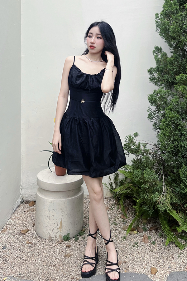 Đầm bí tơ queen phối nhún