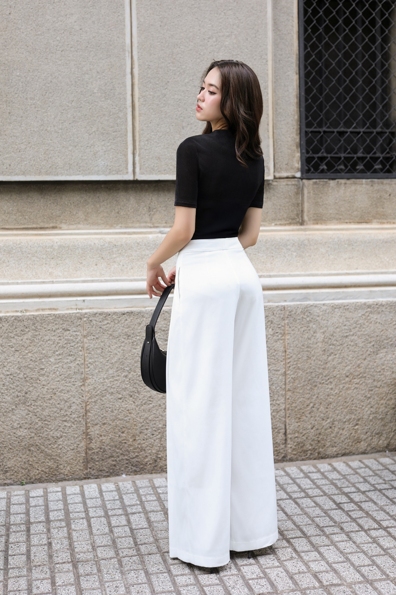 Quần culottes ống suông xếp ly