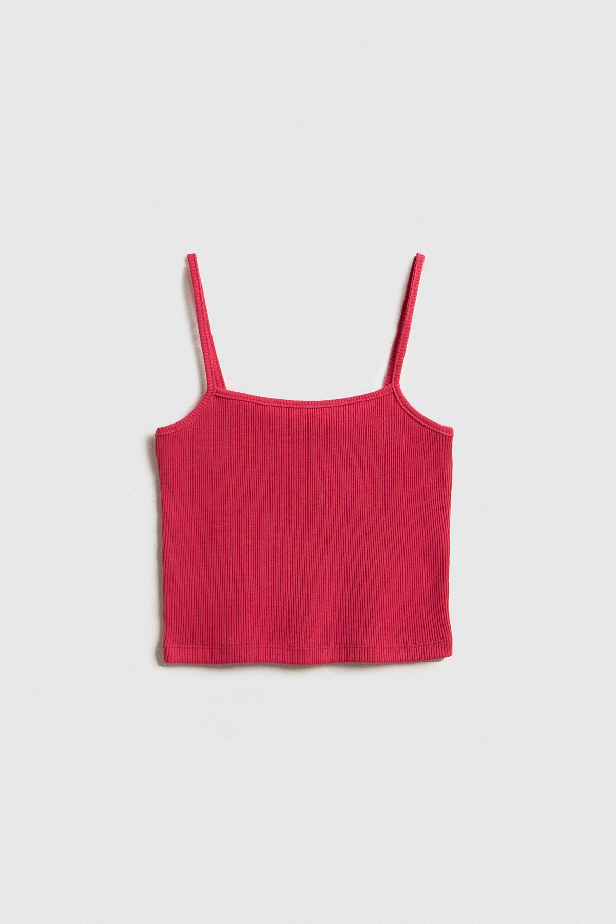 Áo croptop ôm thun gân 2 dây