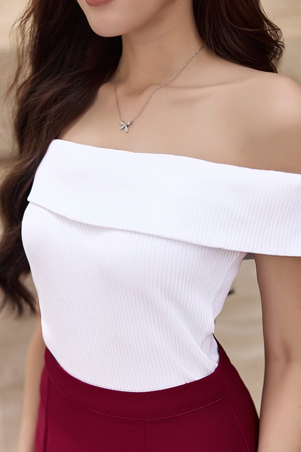 Áo ôm thun bogen trễ vai