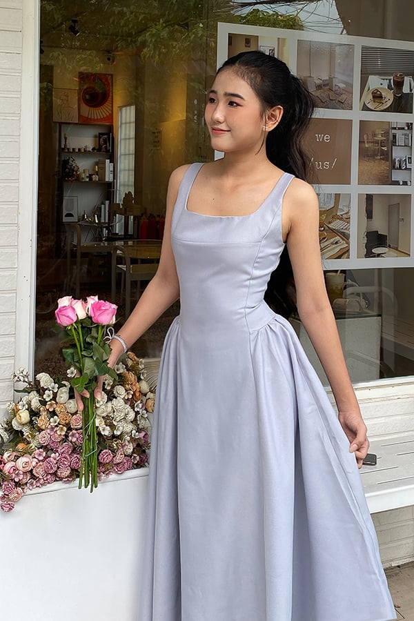 Đầm midi xòe pho xéo nhún hai bên tùng