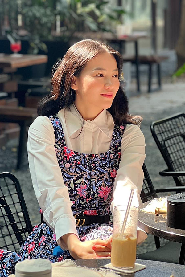 Đầm xếp ly dài không tay