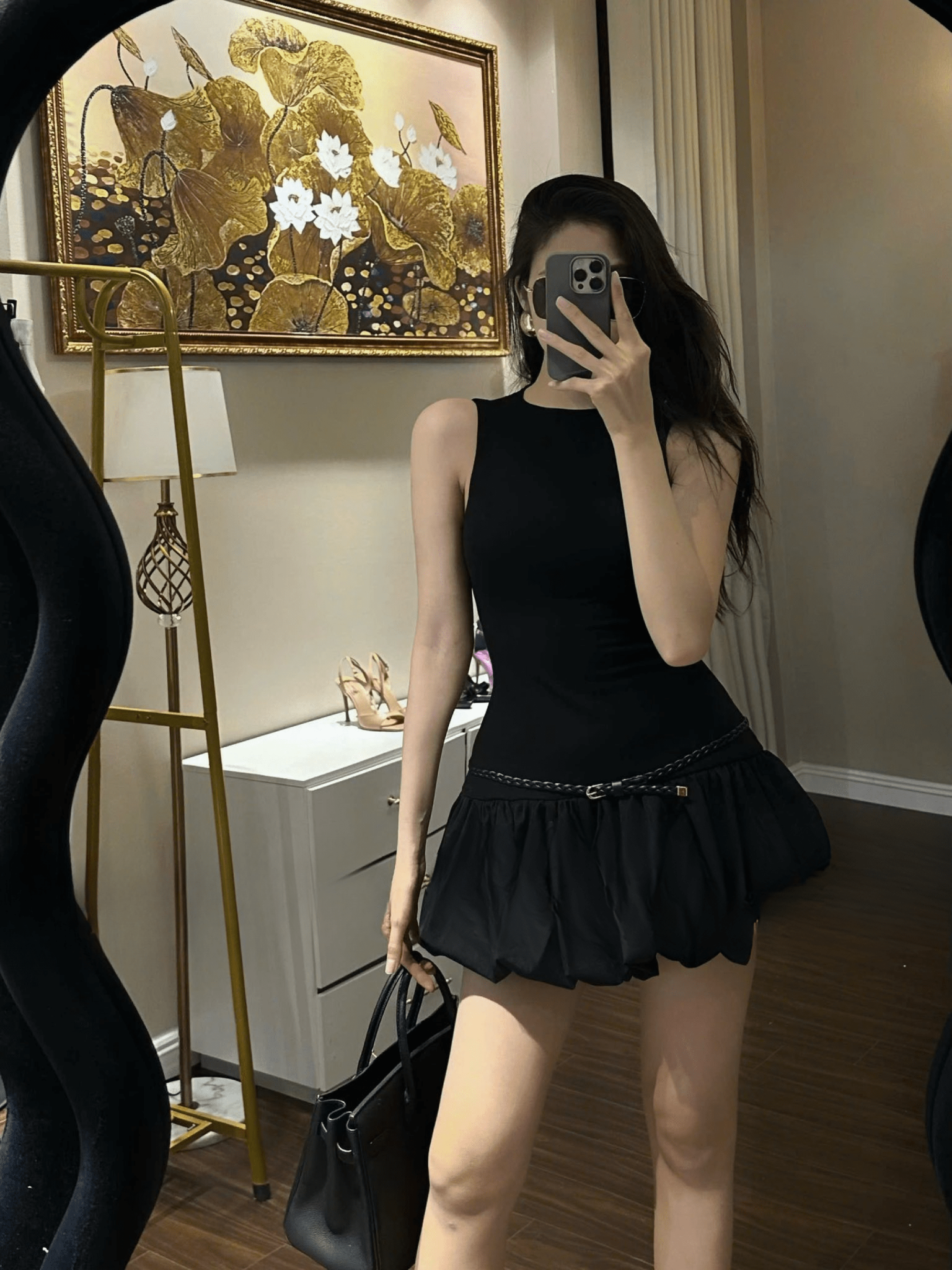 Đầm ôm bí sát nách dáng mini