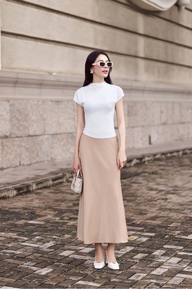 Chân váy lụa Dony