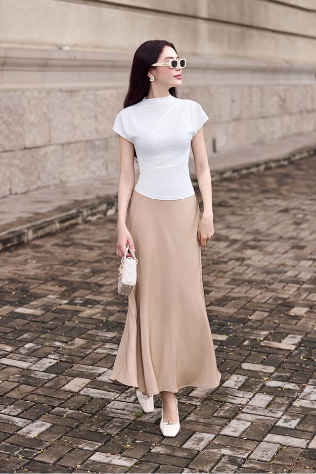 Chân váy lụa Dony